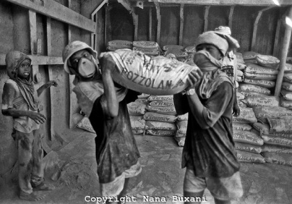 Child-Stevedores-from-the-Child-Labour-picture-project